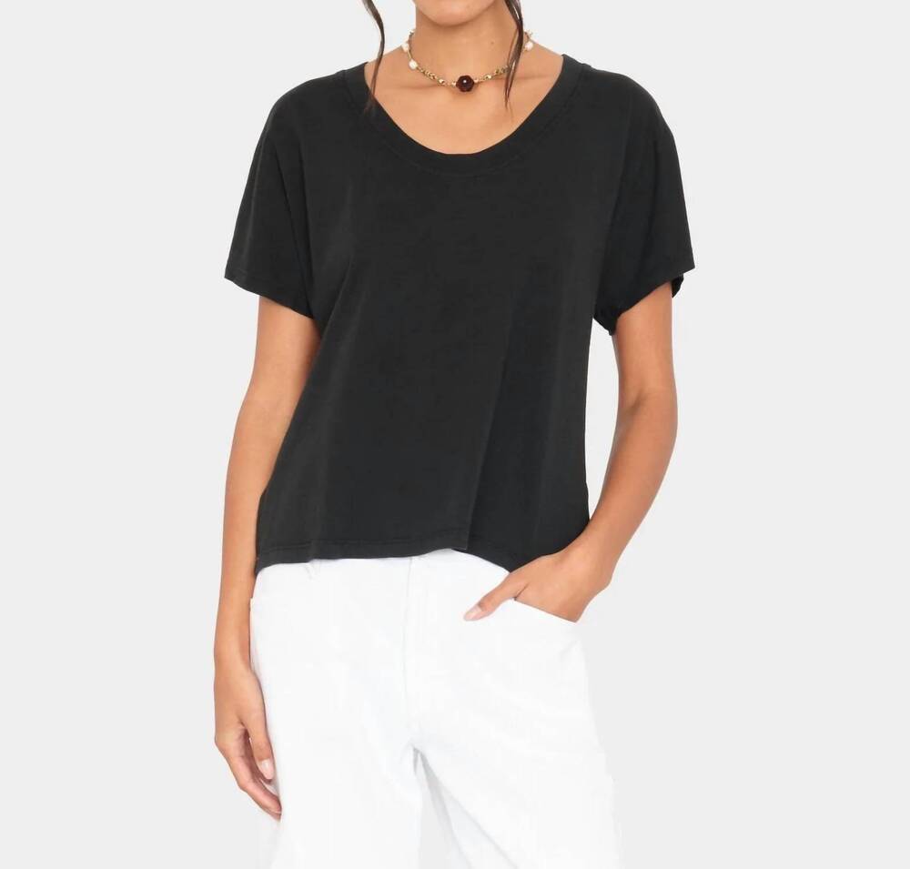 NEW XIRENA bodhi tee in black